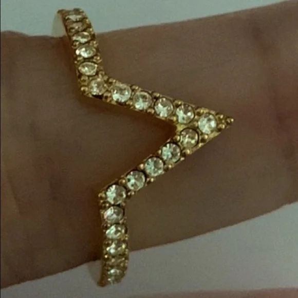 Henri Bendel Gold and White Chevron stackable three Rings - Picture 3 of 9